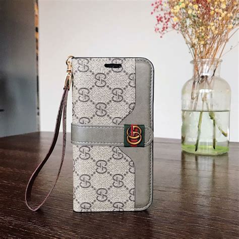 gucci phone case with card holder